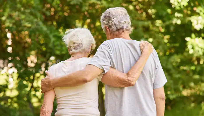 Early Signs and Symptoms of Alzheimer's and other Dementia for Caregivers