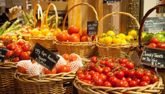Best Apple and Pumpkin Picking Spots and Green Markets Near NYC - Tompkins Square Green Market