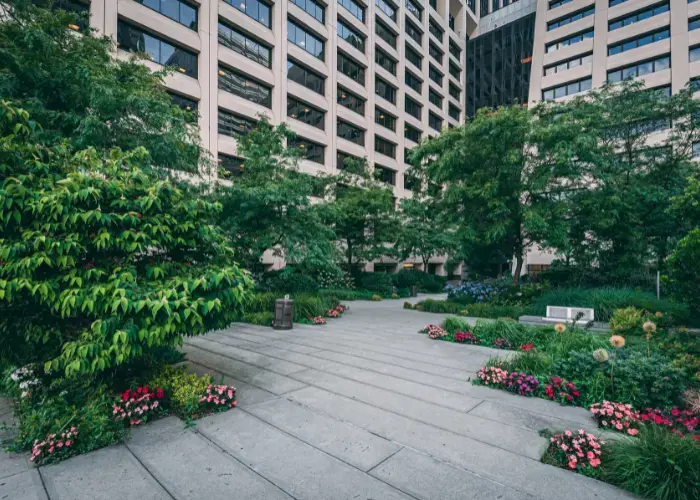 Enjoying Autumn in NYC - Manhattan Off the Beaten Path - Elevated Acre
